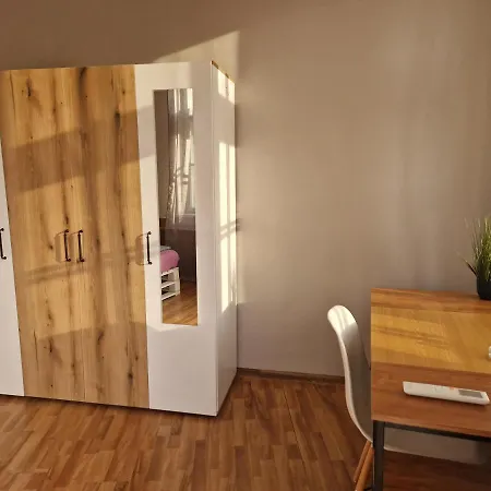 Lambo's Corner - Guest * Varna