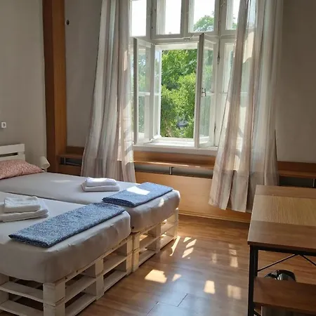 Lambo's Corner - Guest Varna