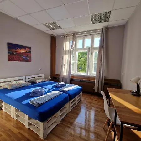 Lambo's Corner - Guest בית הארחה