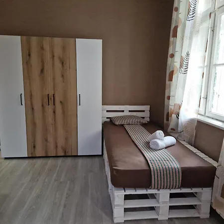 Lambo's Corner - Guest Къща за гости