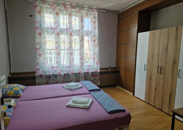 Lambo's Corner - Guest Gæstehus