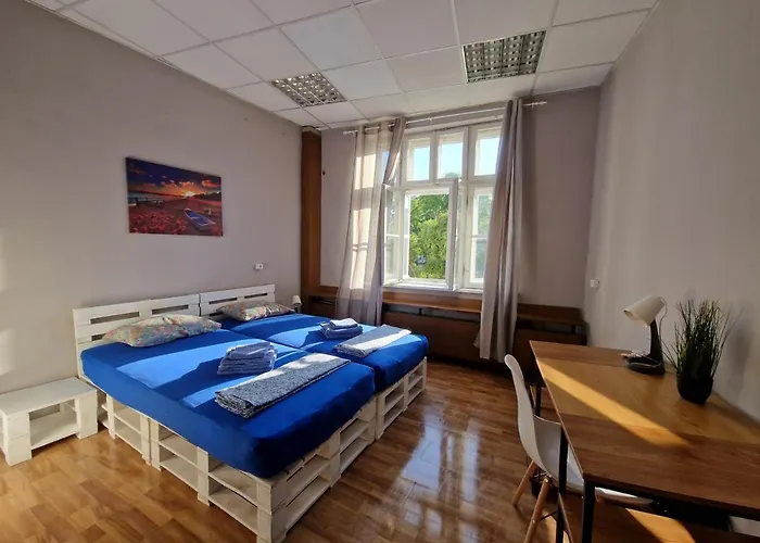 Lambo's Corner - Guest Gæstehus