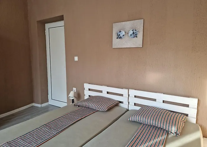 Lambo's Corner - Guest Gæstehus Varna